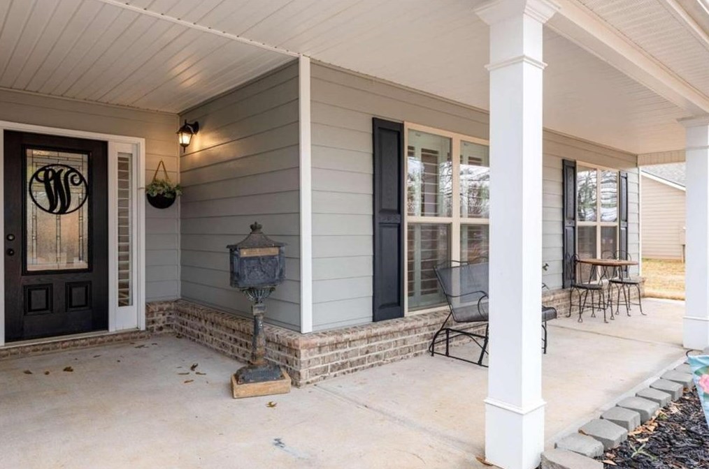 276 Jones Rd, Statham, GA 30666