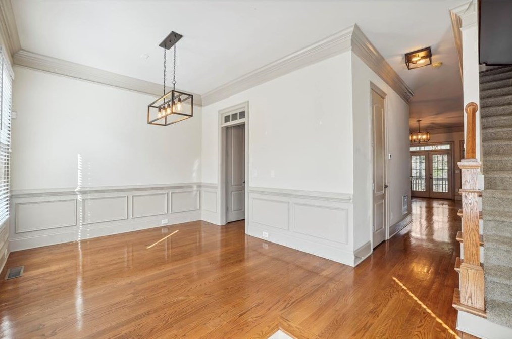 972 Persimmon Pt, Atlanta GA  30328-4503 exterior