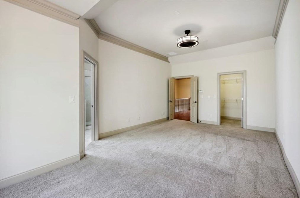 972 Persimmon Pt, Atlanta GA  30328-4503 exterior