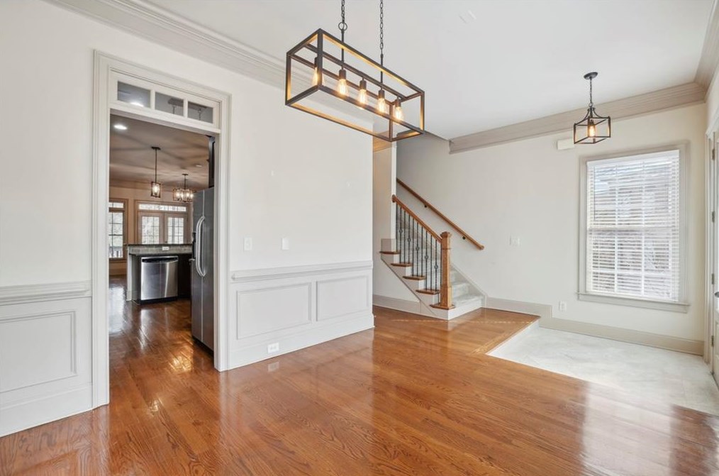 972 Persimmon Pt, Atlanta GA  30328-4503 exterior
