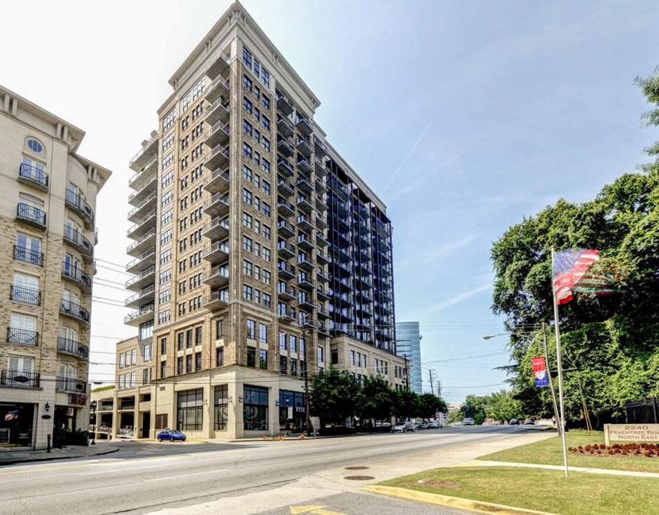 2277 Peachtree Rd, Atlanta GA  30309-1168 exterior
