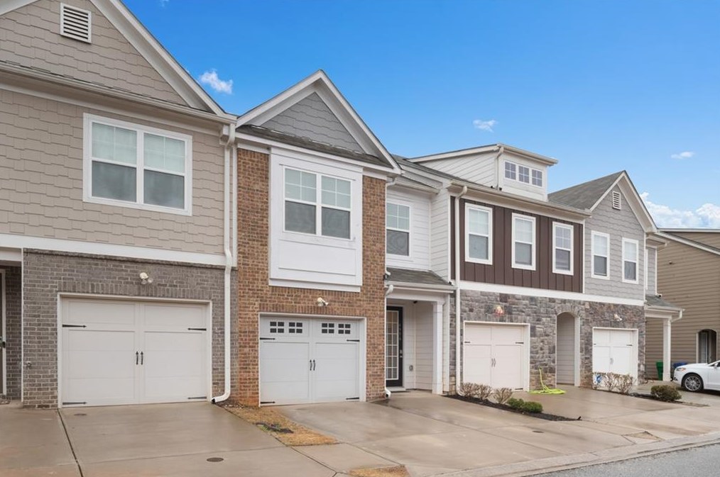 4996 Longview Walk, Decatur GA  30035-4186 exterior