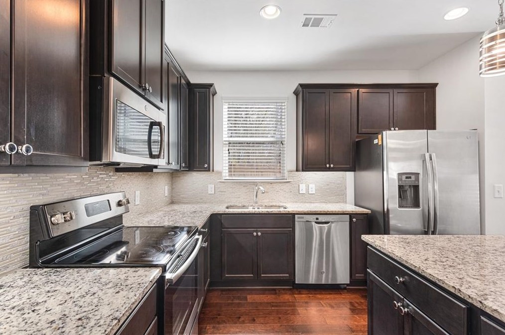 4996 Longview Walk, Decatur GA  30035-4186 exterior