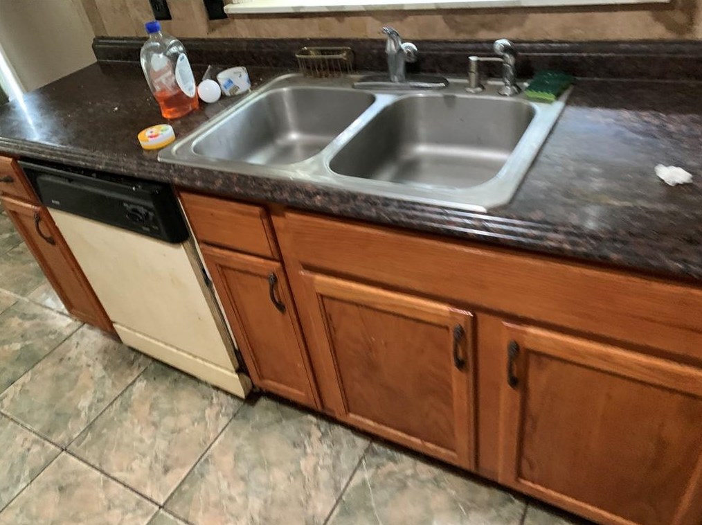 4395 John Wesley Dr, Decatur GA  30035-2145 exterior