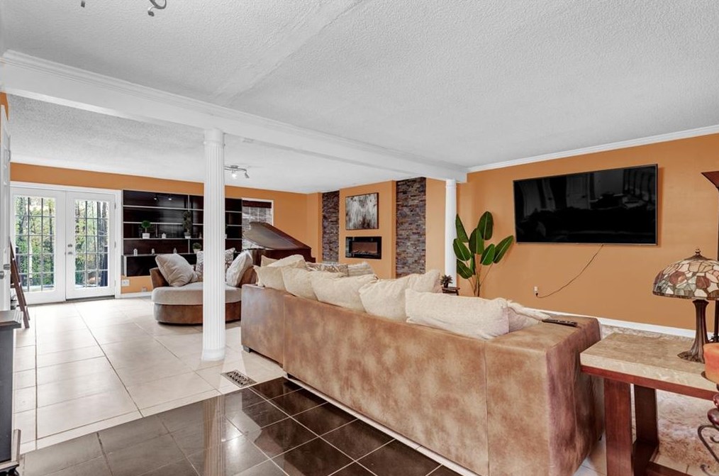 2250 Soaring Ln, Lawrenceville GA  30044-5885 exterior