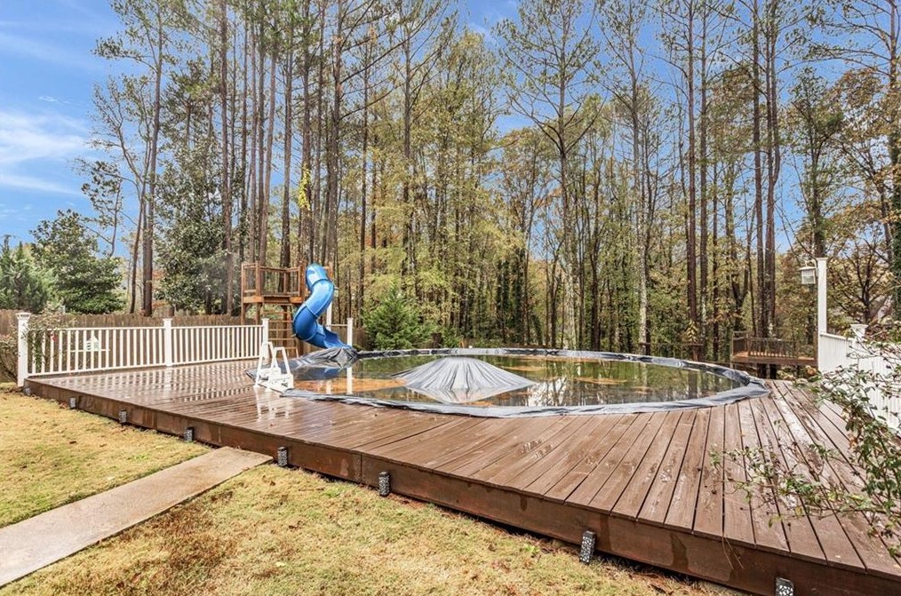 2250 Soaring Ln, Lawrenceville GA  30044-5885 exterior