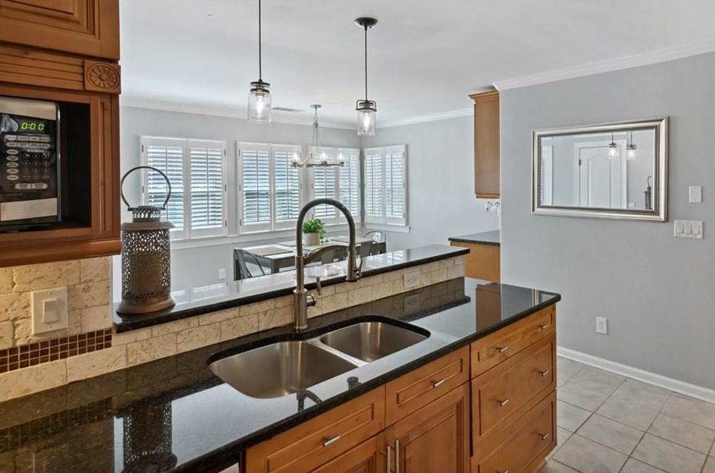 323 Second Ave, Decatur GA  30030-3512 exterior