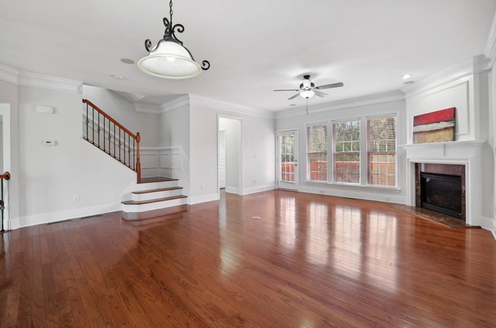 2836 Overlook Ct, Atlanta GA  30324-7503 exterior