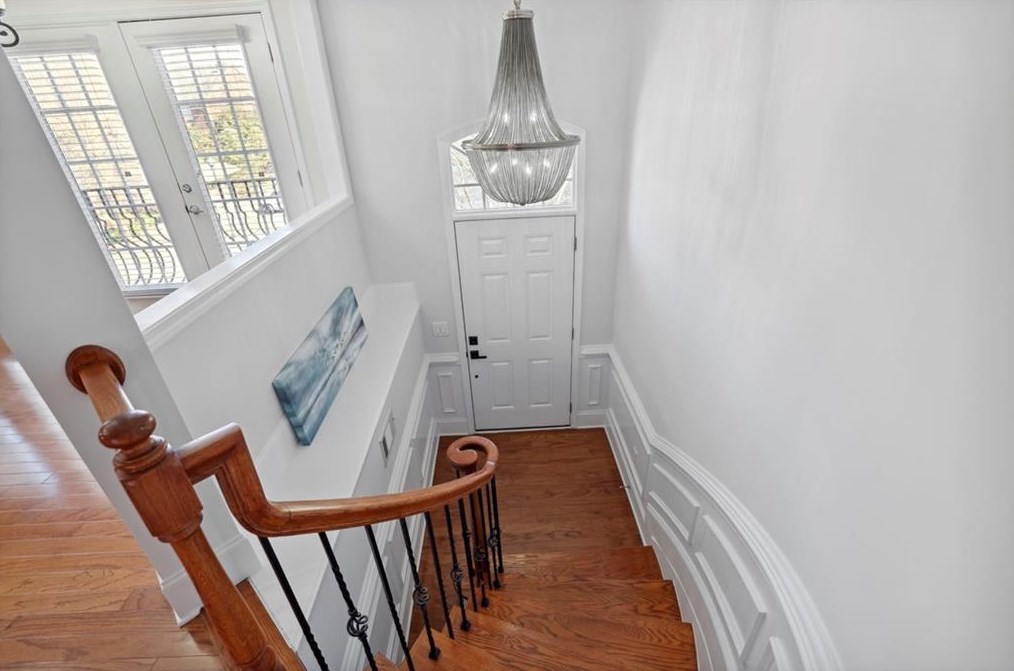2836 Overlook Ct, Atlanta GA  30324-7503 exterior