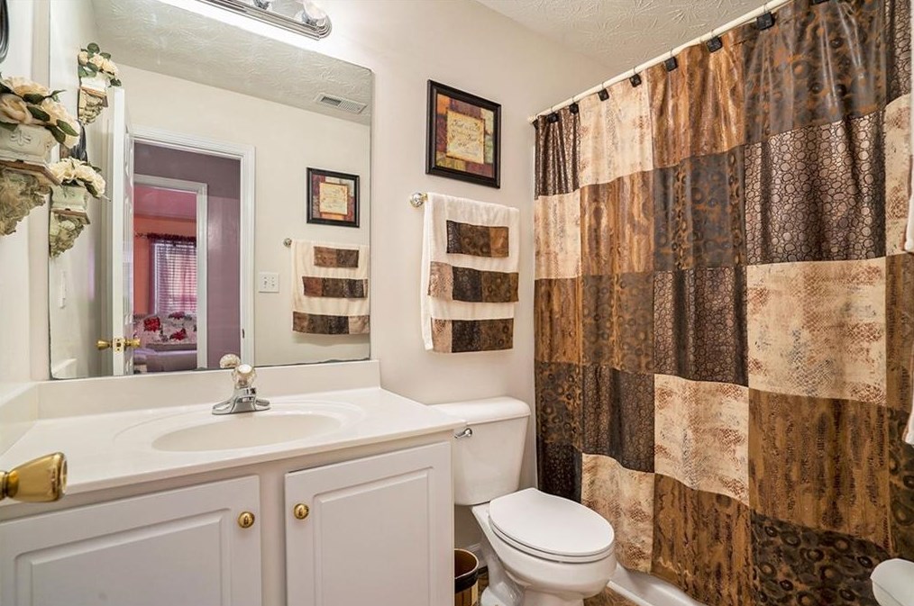 404 Jasmine Trl, Athens GA 30606-6507 exterior