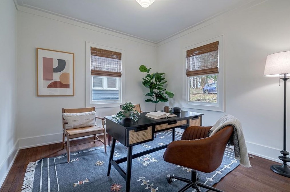 141 Watson Cir, Atlanta GA  30317-2616 exterior