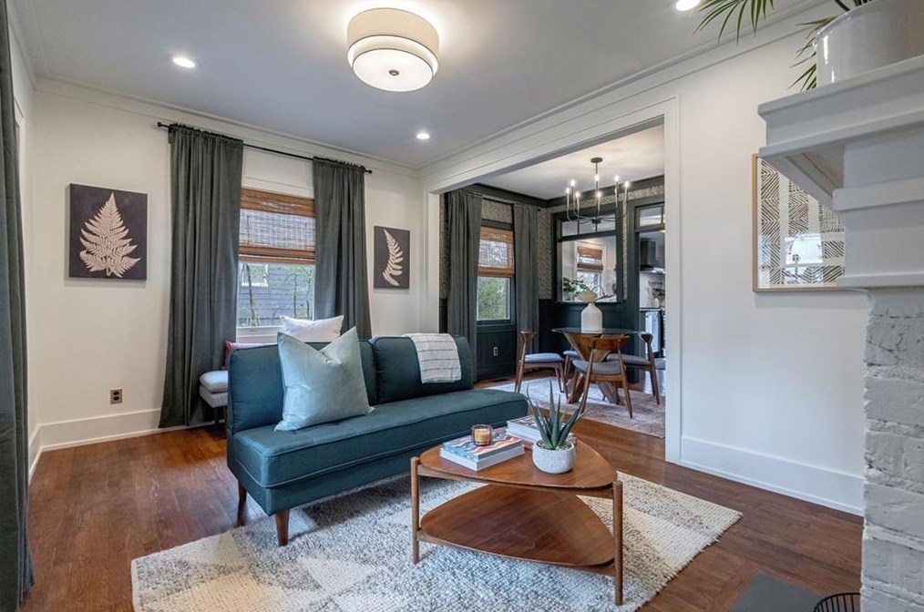 141 Watson Cir, Atlanta GA  30317-2616 exterior