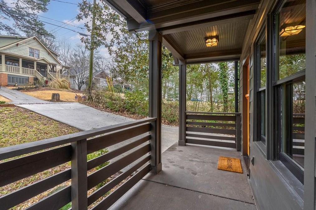 141 Watson Cir, Atlanta GA  30317-2616 exterior
