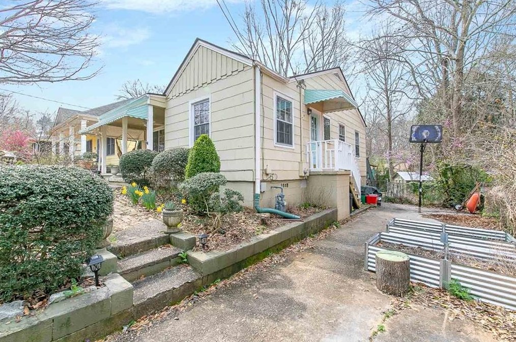 216 Ridgeland Ave, Decatur GA  30030-2056 exterior