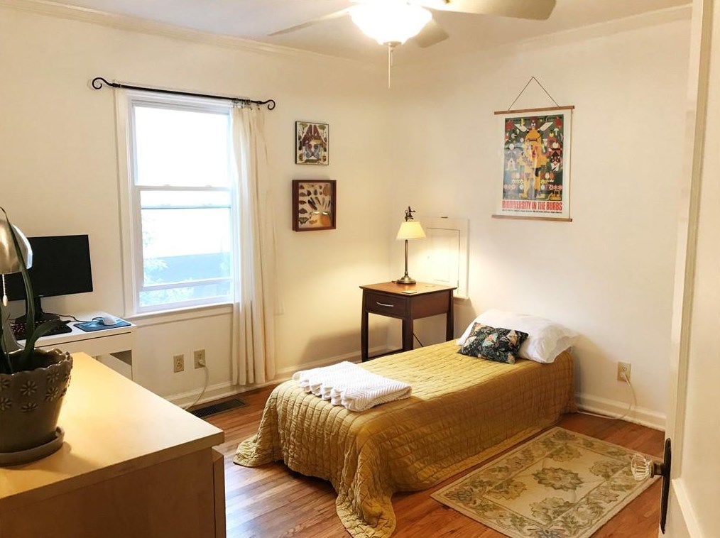 216 Ridgeland Ave, Decatur GA  30030-2056 exterior