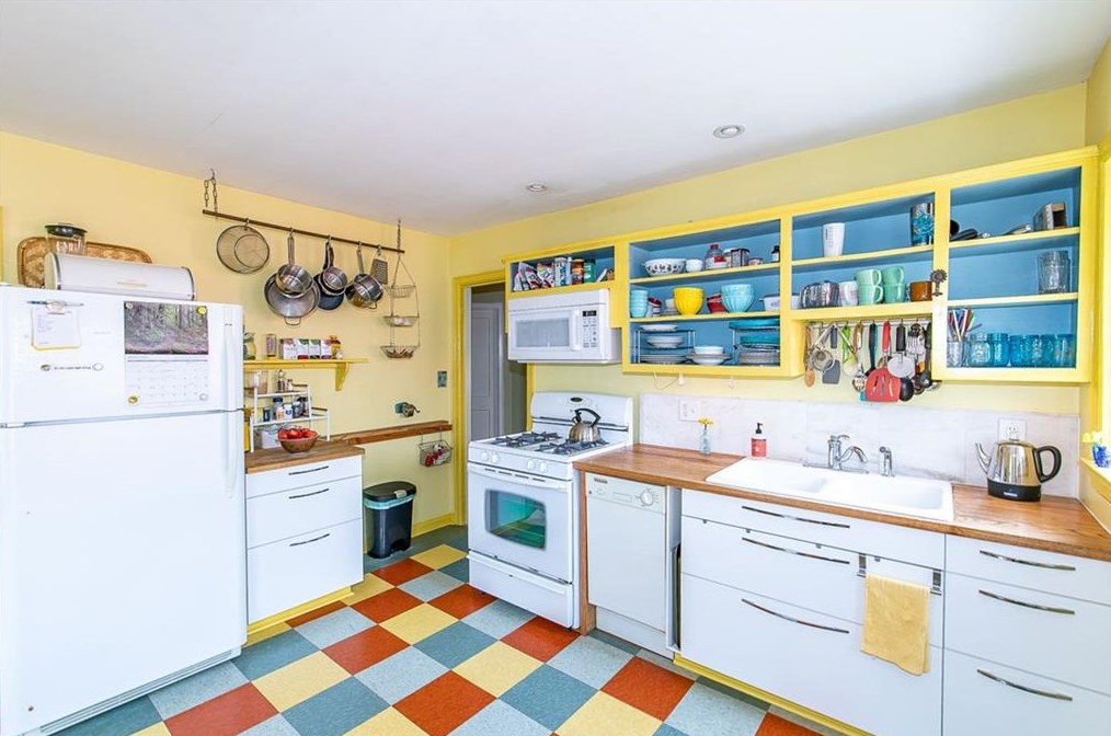 216 Ridgeland Ave, Decatur GA  30030-2056 exterior