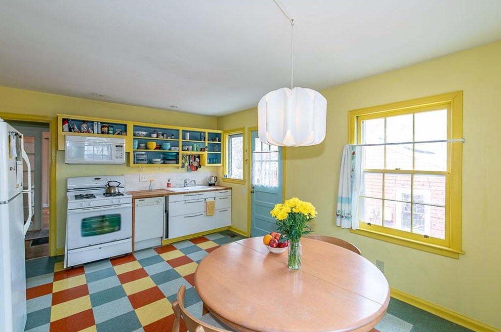 216 Ridgeland Ave, Decatur GA  30030-2056 exterior