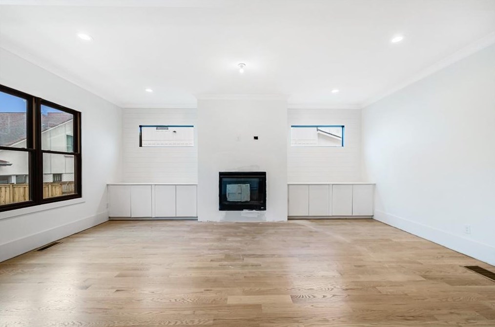 1361 Wessyngton Rd, Atlanta GA  30306-3244 exterior