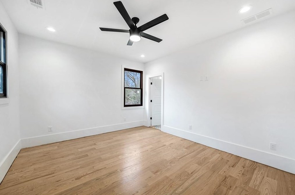 1361 Wessyngton Rd, Atlanta GA  30306-3244 exterior