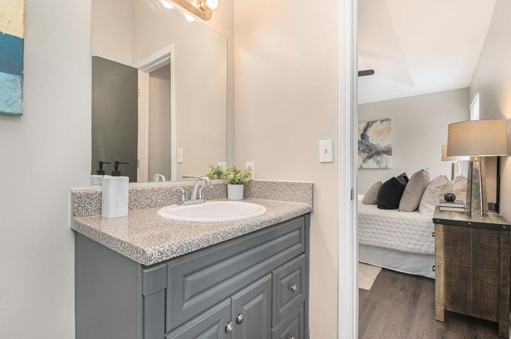 3889 Landgraf Cv, Decatur GA  30034-4738 exterior