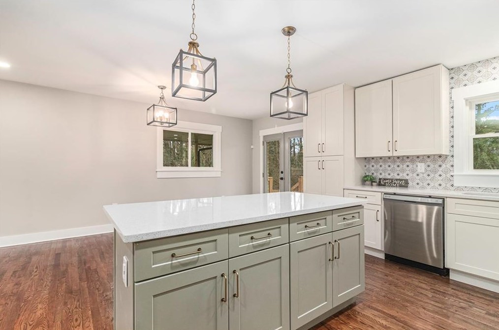 3639 Sherrydale Ln, Decatur GA  30032-3833 exterior