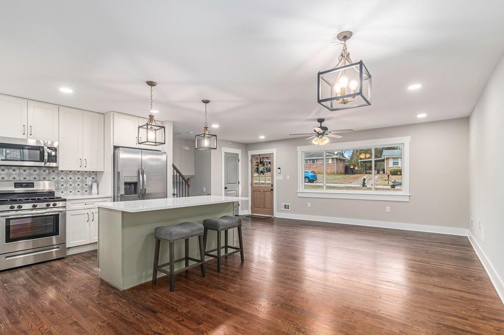 3639 Sherrydale Ln, Decatur GA  30032-3833 exterior