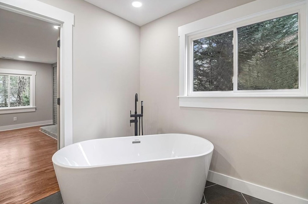 3639 Sherrydale Ln, Decatur GA  30032-3833 exterior