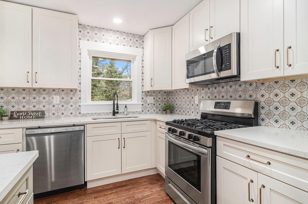 3639 Sherrydale Ln, Decatur GA  30032-3833 exterior