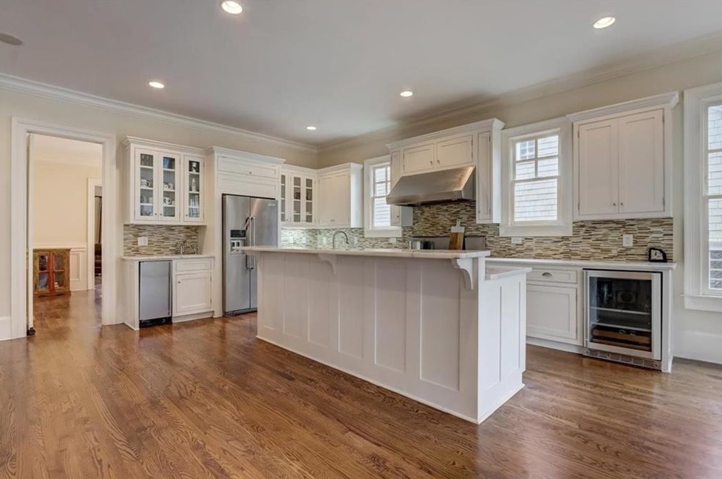 1421 Wessyngton Rd, Atlanta GA  30306-3245 exterior