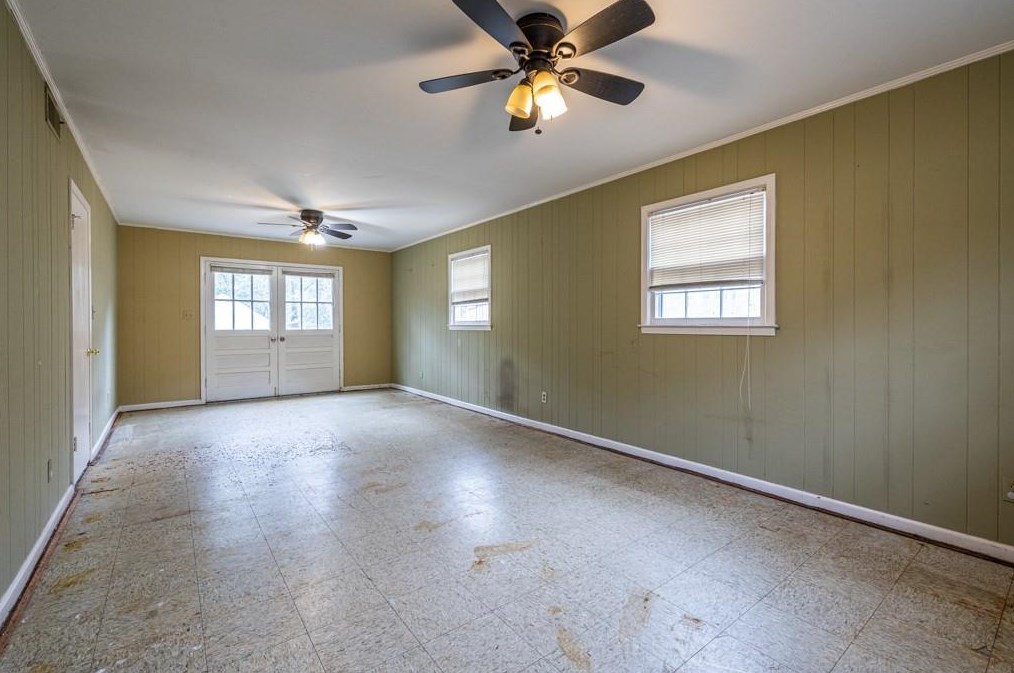 2739 Millwood Ct, Decatur GA  30033-2434 exterior