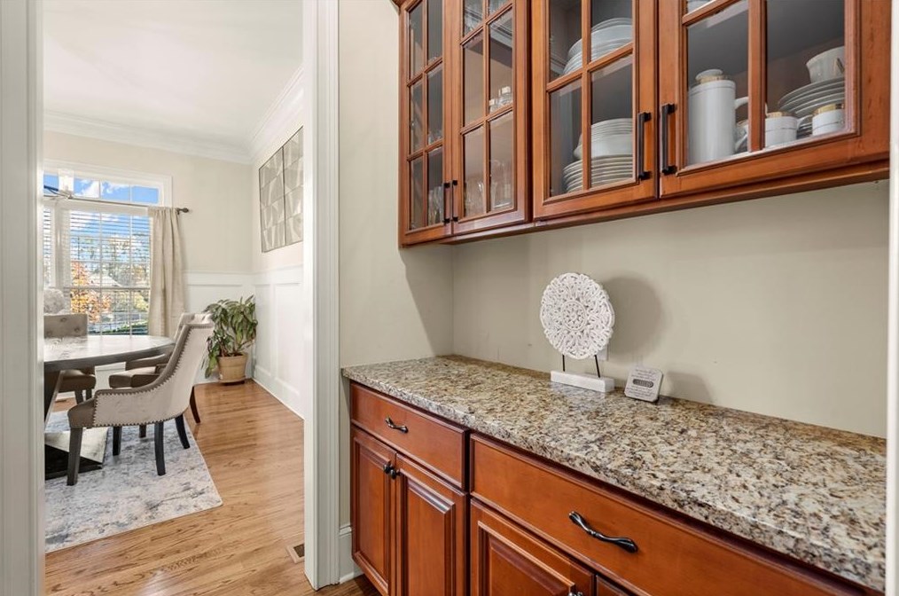 1525 Glenhaven Way, Lawrenceville GA  30043-4938 exterior