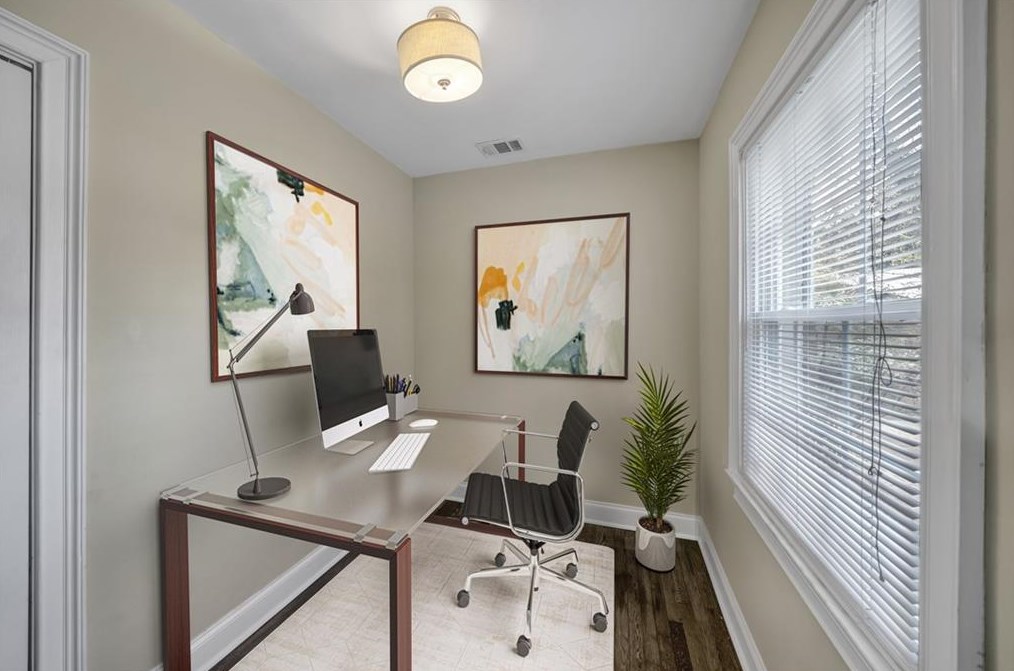 3165 Leeland Rd, Decatur GA  30032-2838 exterior