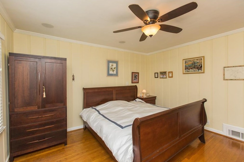 2484 Lavista Rd, Decatur GA  30033-1921 exterior