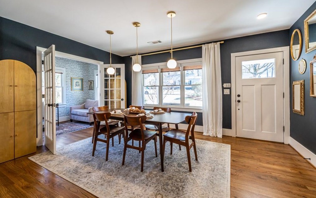 1375 Fenway Cir, Decatur GA  30030-4521 exterior