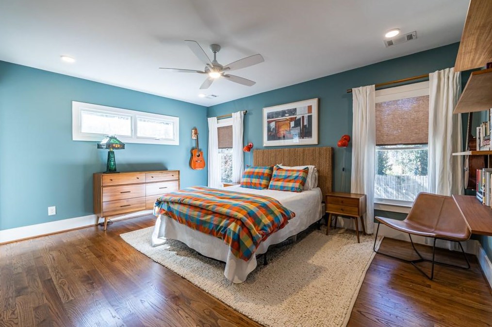 1375 Fenway Cir, Decatur GA  30030-4521 exterior