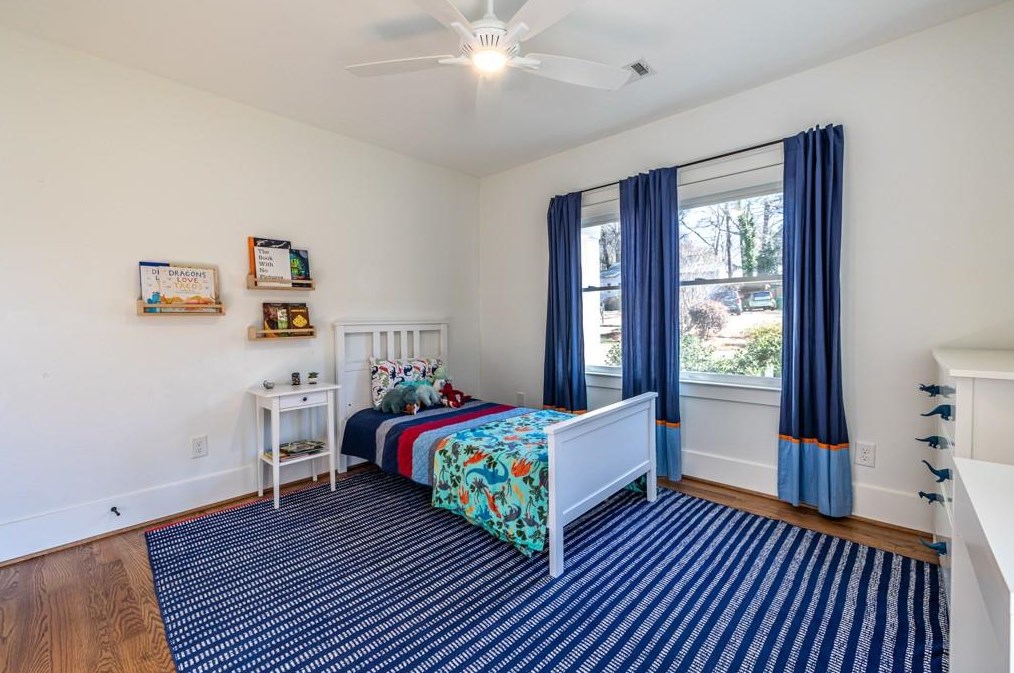 1375 Fenway Cir, Decatur GA  30030-4521 exterior