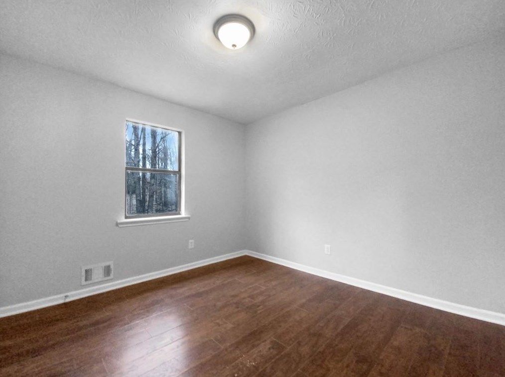 301 Brooks St, Dallas GA  30157-9538 exterior