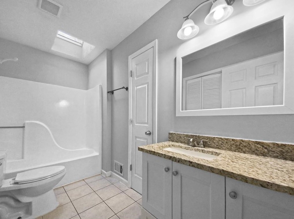 301 Brooks St, Dallas GA  30157-9538 exterior