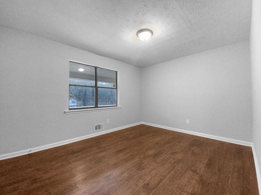 301 Brooks St, Dallas GA  30157-9538 exterior