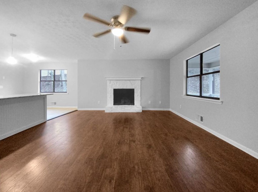 301 Brooks St, Dallas GA  30157-9538 exterior