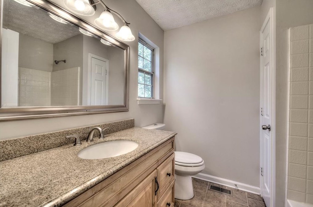 276 Bethel Dr, Dallas GA  30157-6814 exterior