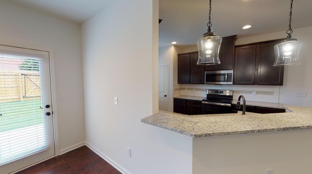 4926 Longview Walk, Decatur GA  30035-4100 exterior