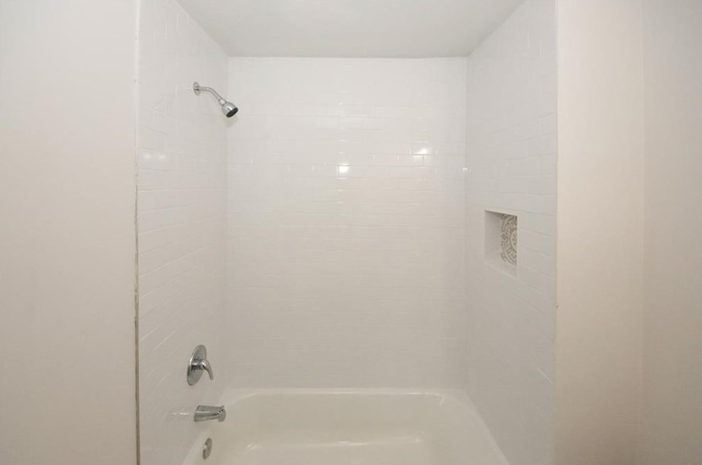 1109 Winburn Dr, Atlanta GA  30344-2805 exterior