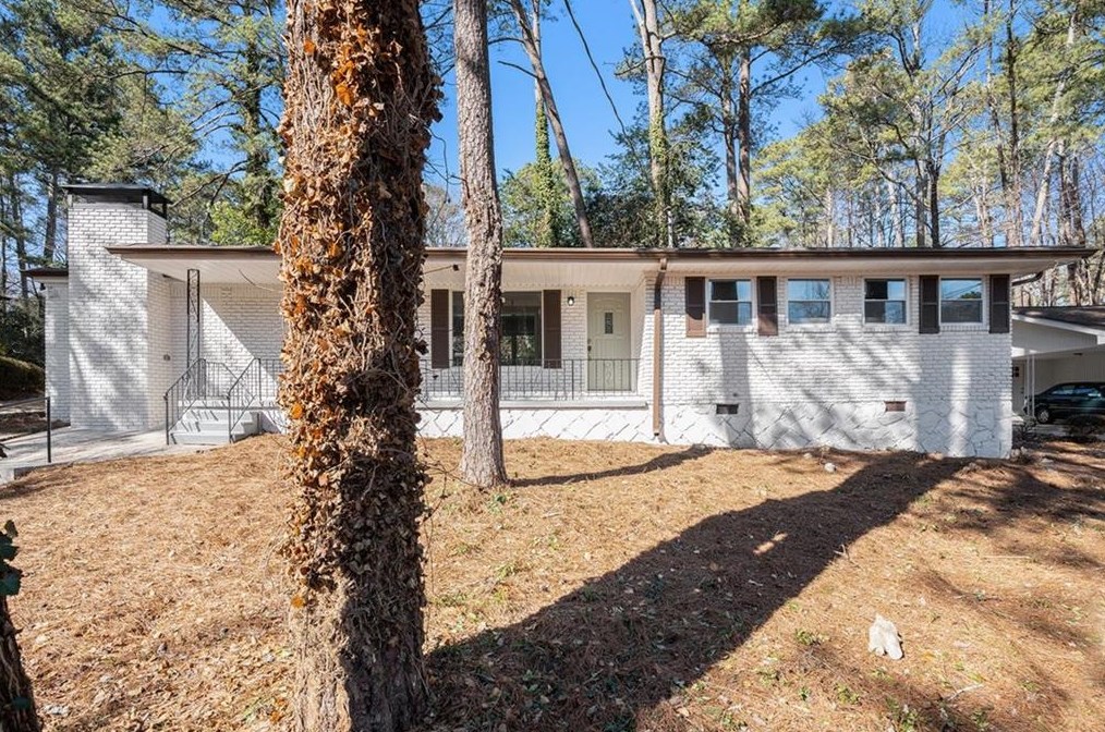 2400 Woodacres Rd, Atlanta GA  30345-1641 exterior