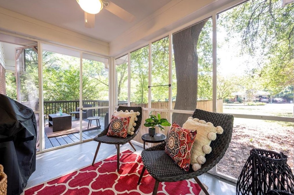 1000 Gaylemont Cir, Decatur GA  30033-4813 exterior