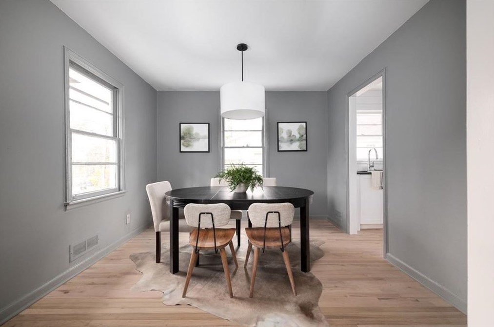 812 Larry Ln, Decatur GA  30033-4819 exterior