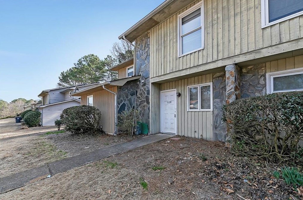 1670 Wynndowne Trl, Smyrna GA  30080-2478 exterior