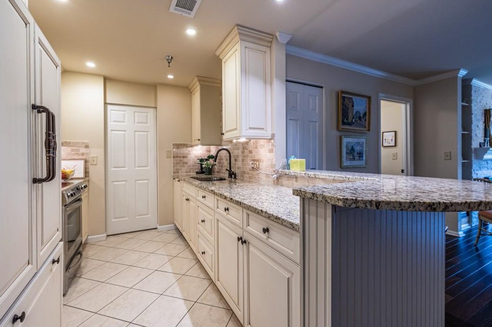 206 Ridley Howard Ct, Decatur GA  30030-2381 exterior