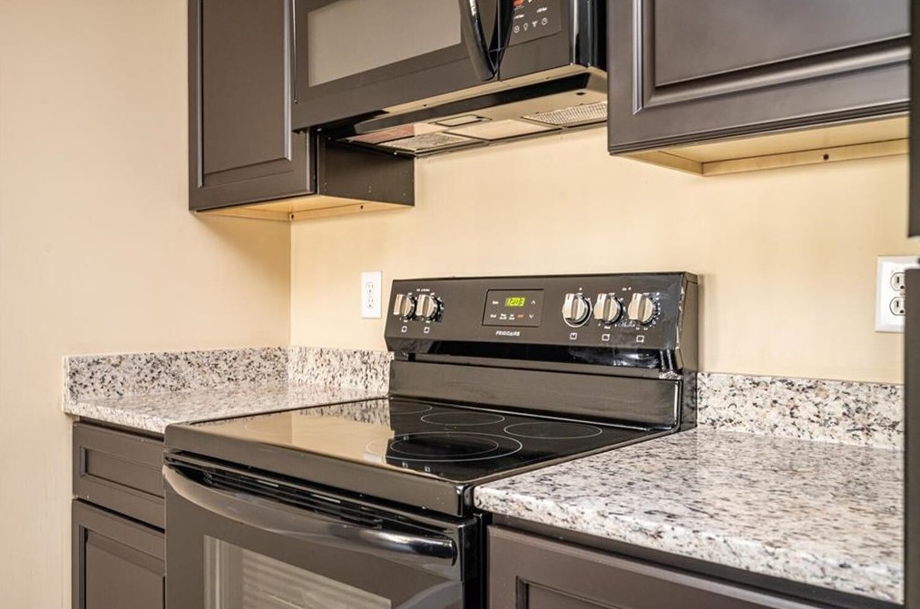 3626 Silver Springs Ct, Decatur GA  30034-5733 exterior