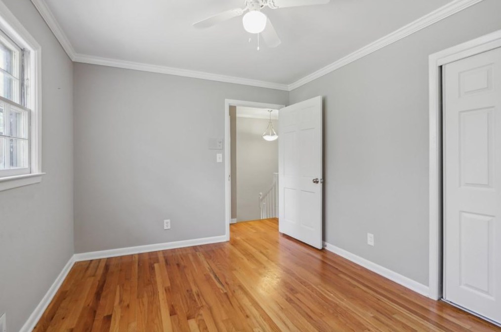 300 Plantation Rd, Smyrna GA  30082-3049 exterior